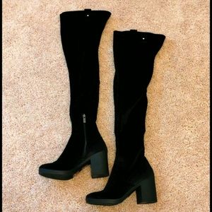 F21 Black Faux Velvet Boots